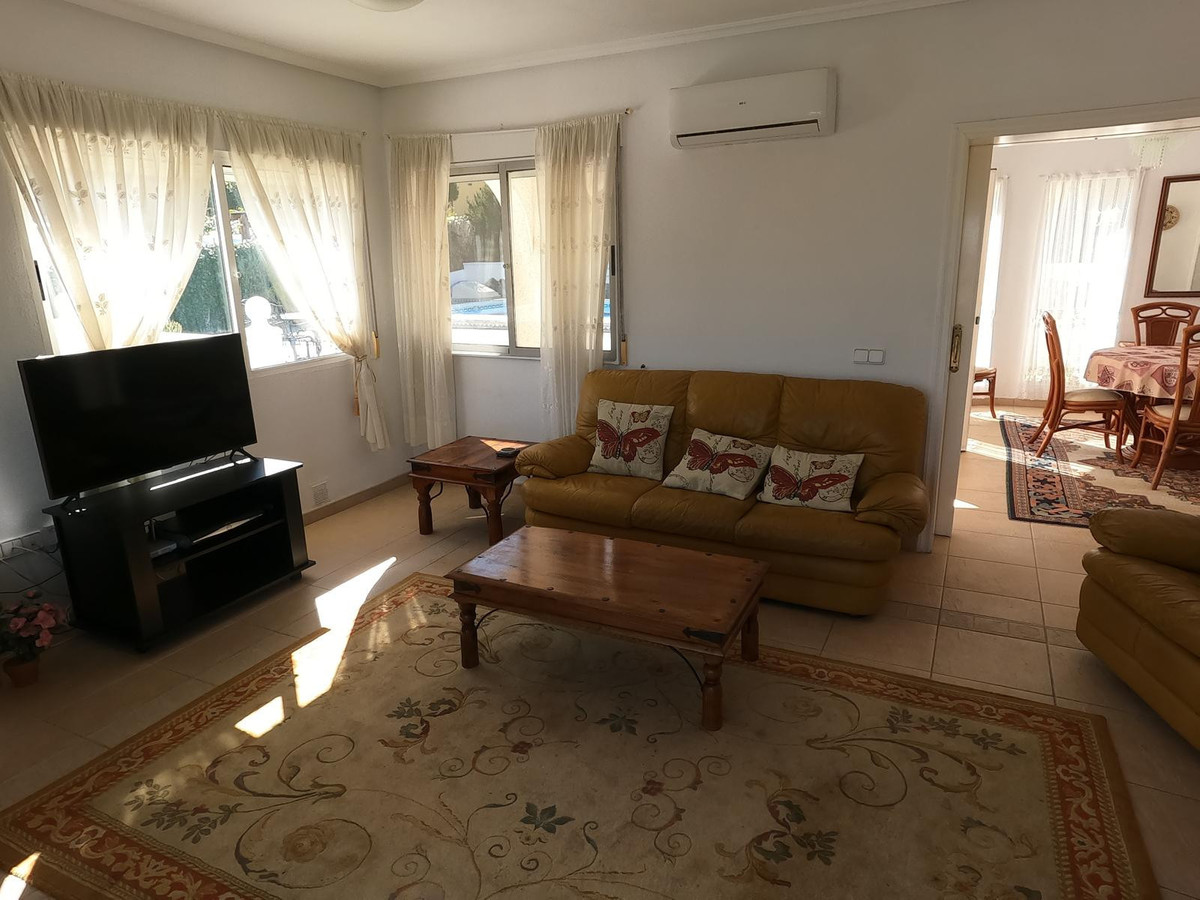 Huis te koop in Algorfa | 4 slaapkamers H5317744