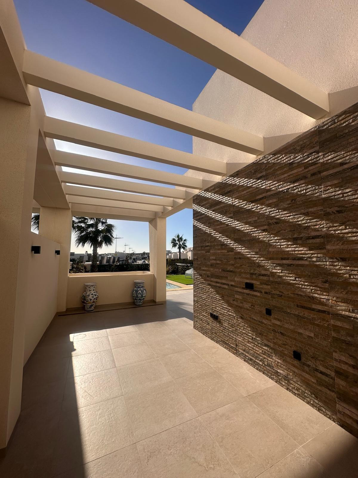 Bungalow te koop in Algorfa | 4 slaapkamers H5323636