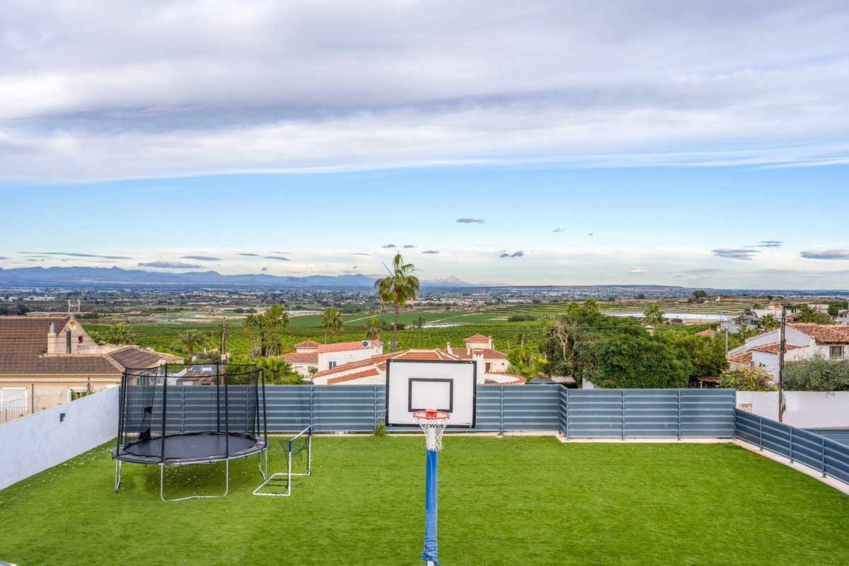 Huis te koop in Algorfa | 4 slaapkamers H5336041