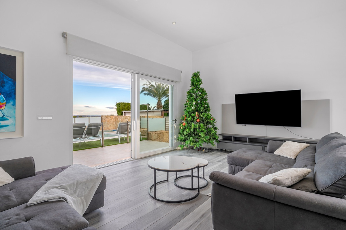 Huis te koop in Algorfa | 4 slaapkamers H5336041