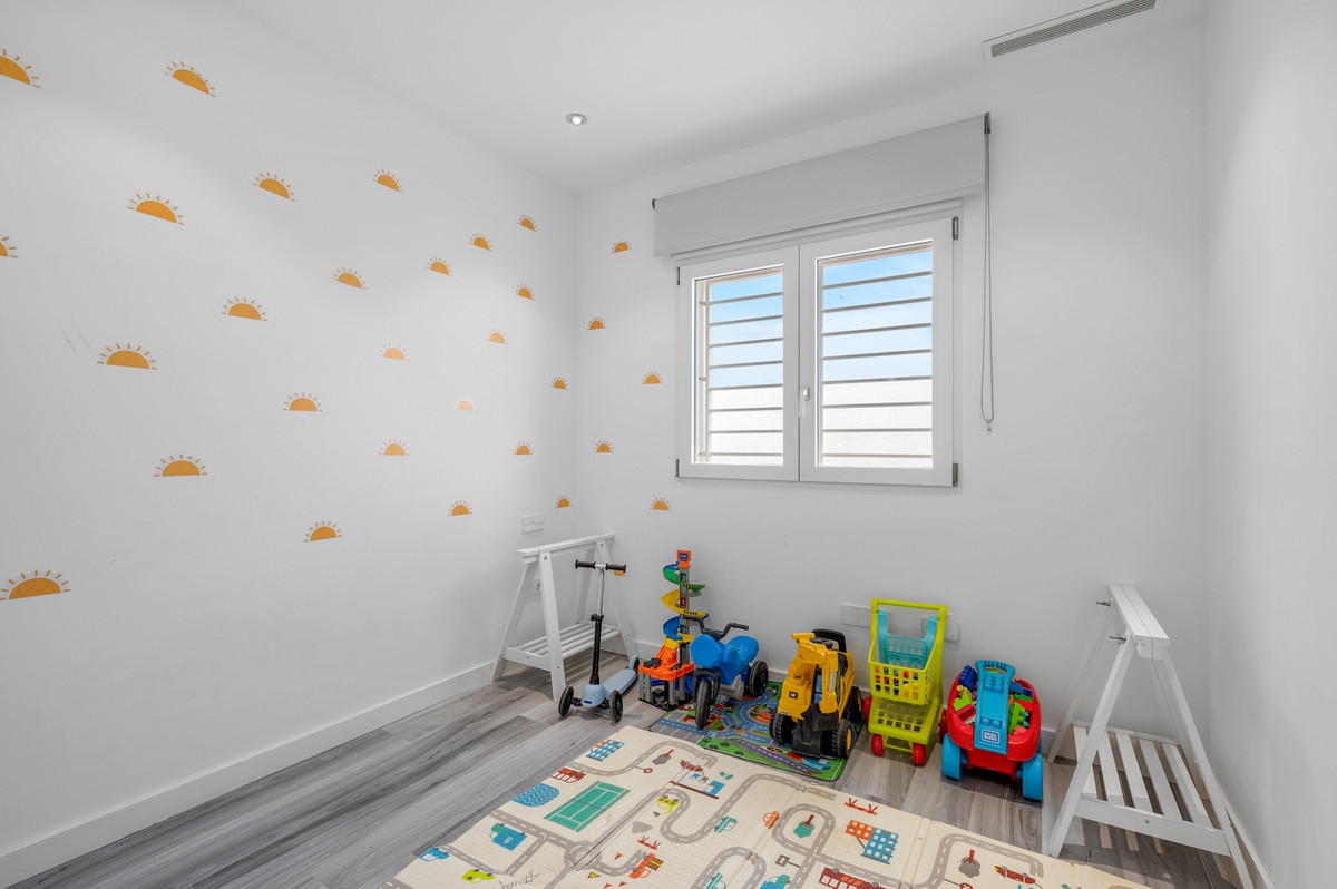 Huis te koop in Algorfa | 4 slaapkamers H5336041