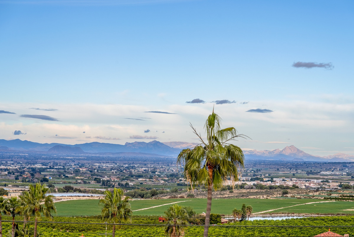 Huis te koop in Algorfa | 4 slaapkamers H5336041