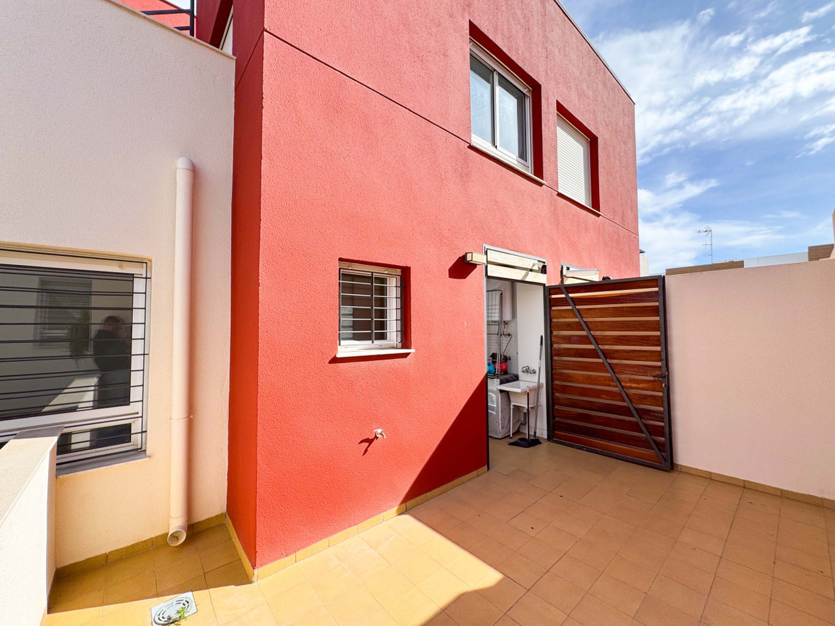 Huis te koop in Algorfa | 3 slaapkamers H5342824