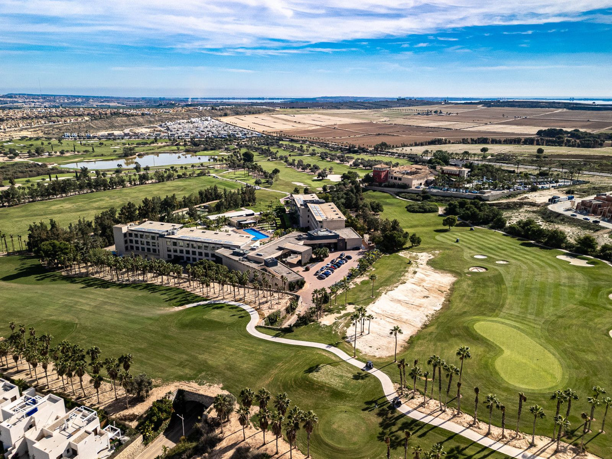 Huis te koop in Algorfa | 3 slaapkamers H5349700