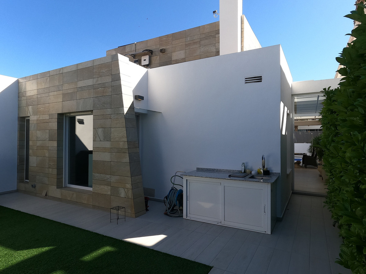 Huis te koop in Algorfa | 3 slaapkamers H5357779