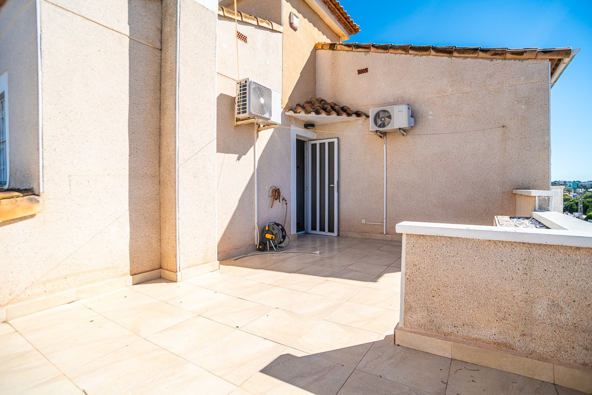 Huis te koop in Algorfa | 3 slaapkamers H5372374