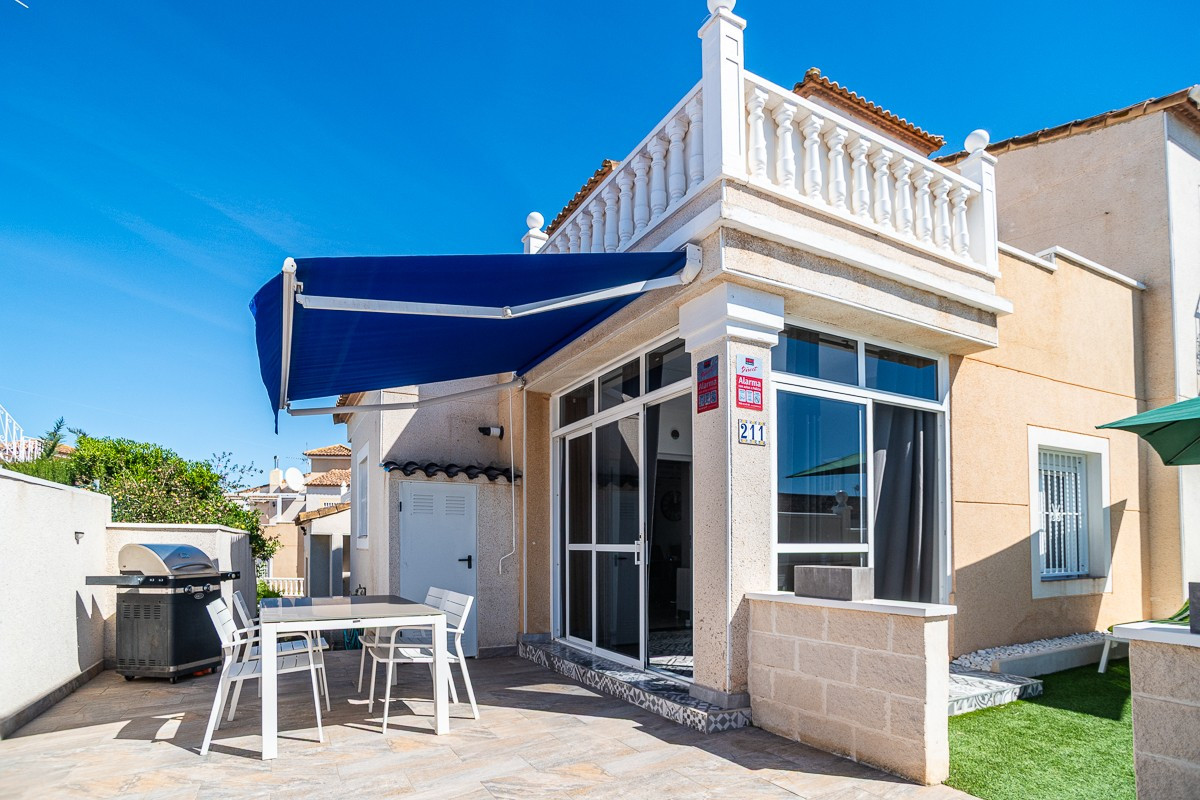 Huis te koop in Algorfa | 3 slaapkamers H5372374