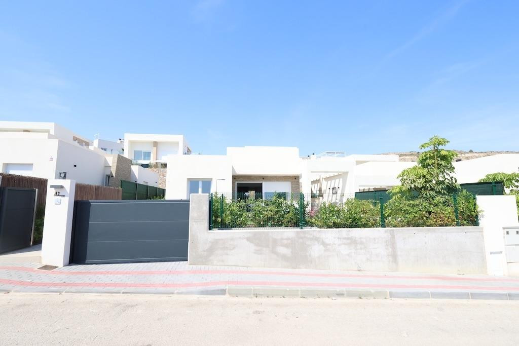 Huis te koop in Algorfa | 3 slaapkamers H5411881