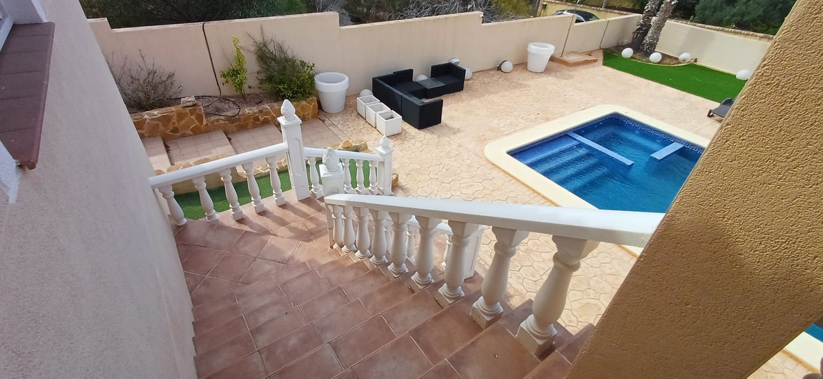 Huis te koop in Algorfa | 5 slaapkamers H5435971
