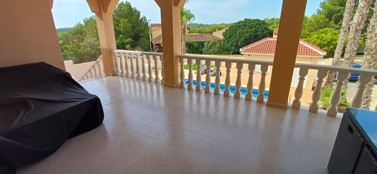 Huis te koop in Algorfa | 5 slaapkamers H5435971
