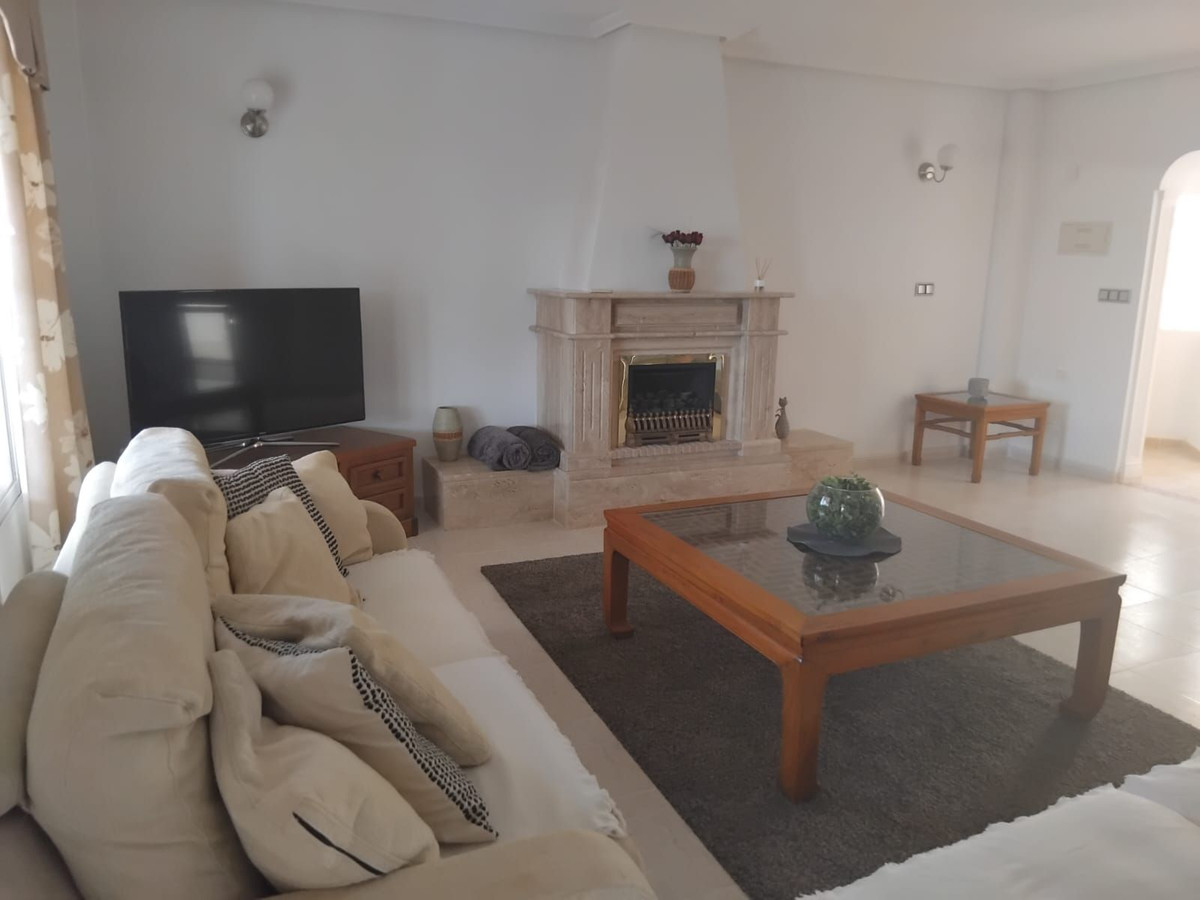 Huis te koop in Algorfa | 5 slaapkamers H5435971