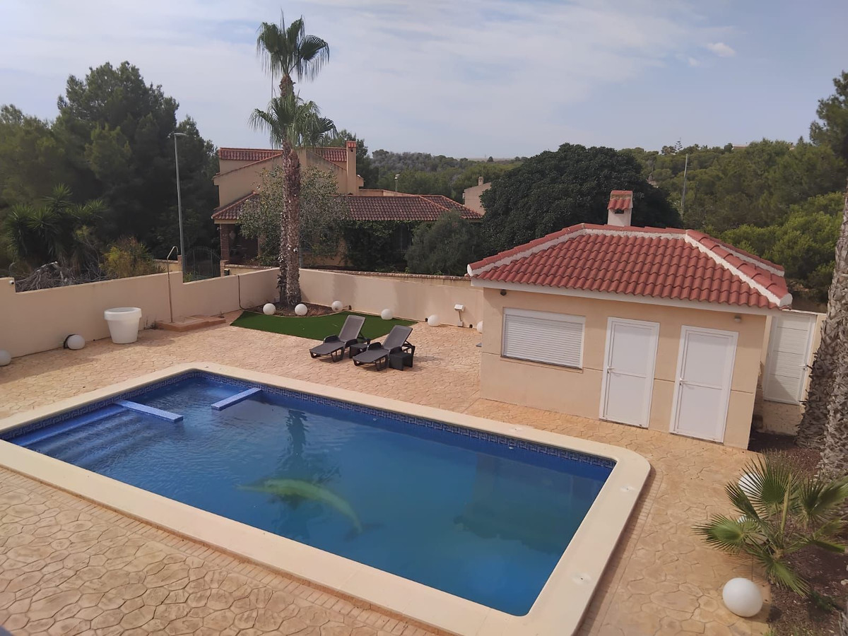 Huis te koop in Algorfa | 5 slaapkamers H5435971