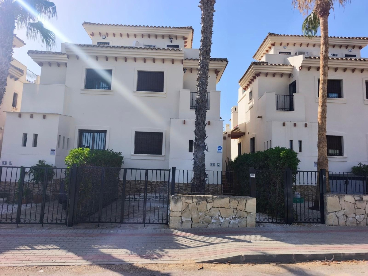 Huis te koop in Algorfa | 3 slaapkamers H5440453