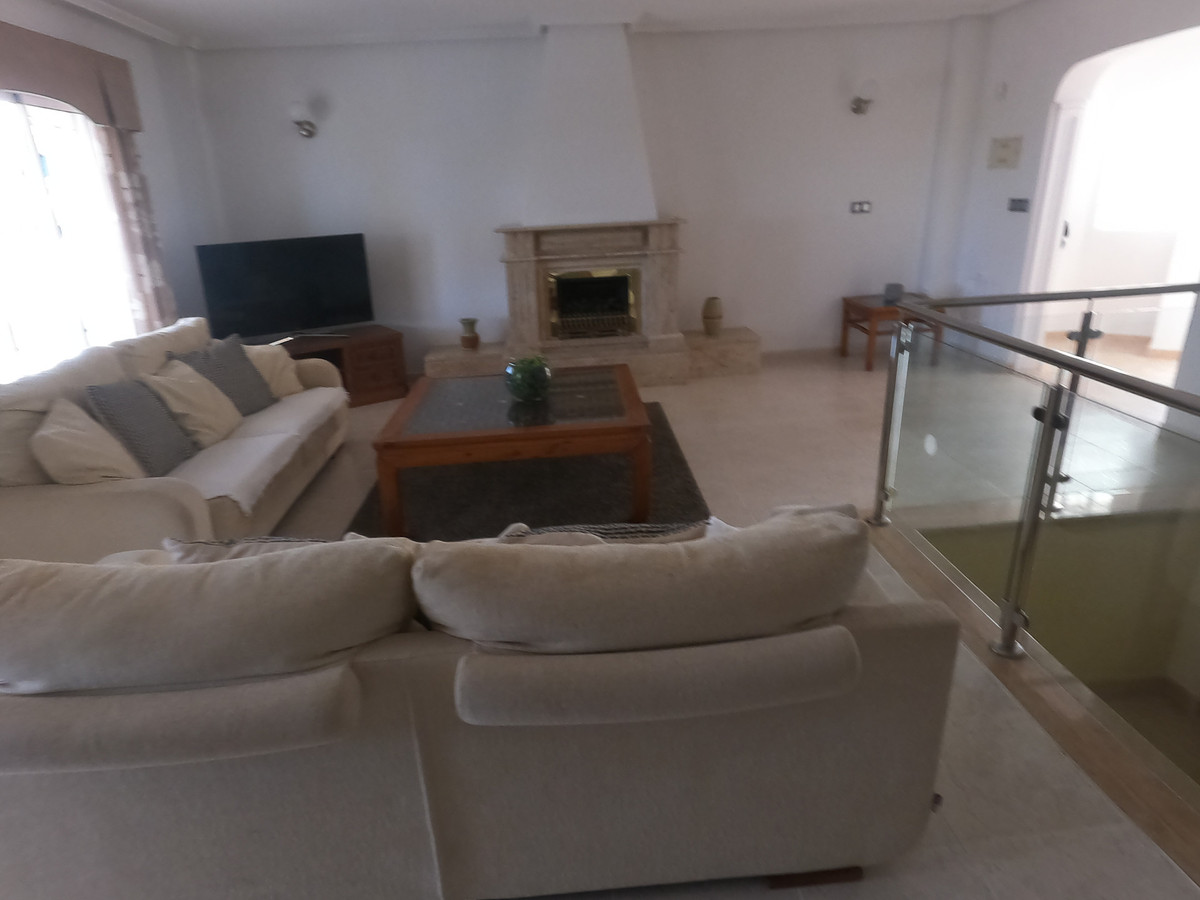 Huis te koop in Algorfa | 5 slaapkamers H5455699