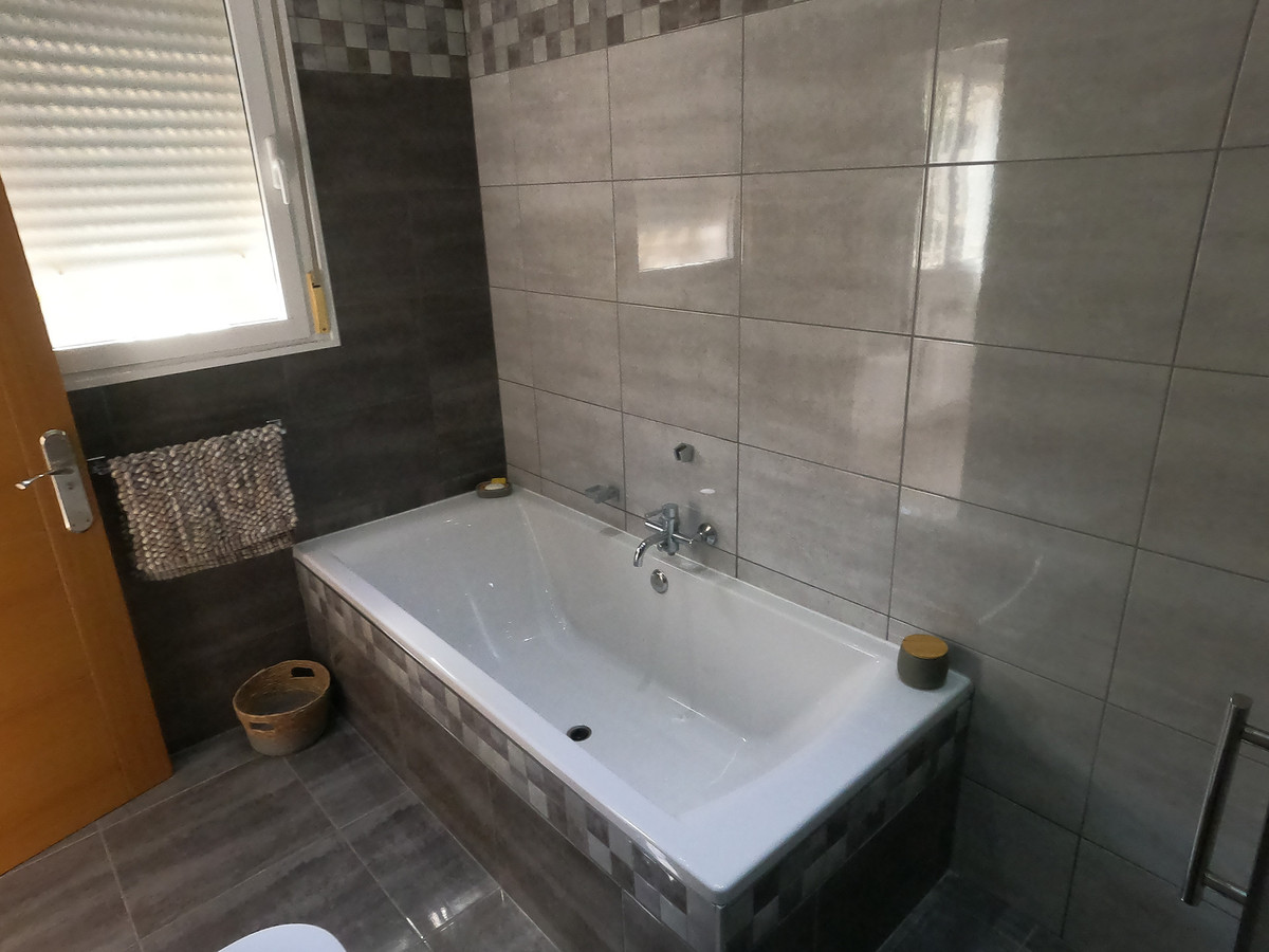 Huis te koop in Algorfa | 5 slaapkamers H5455699