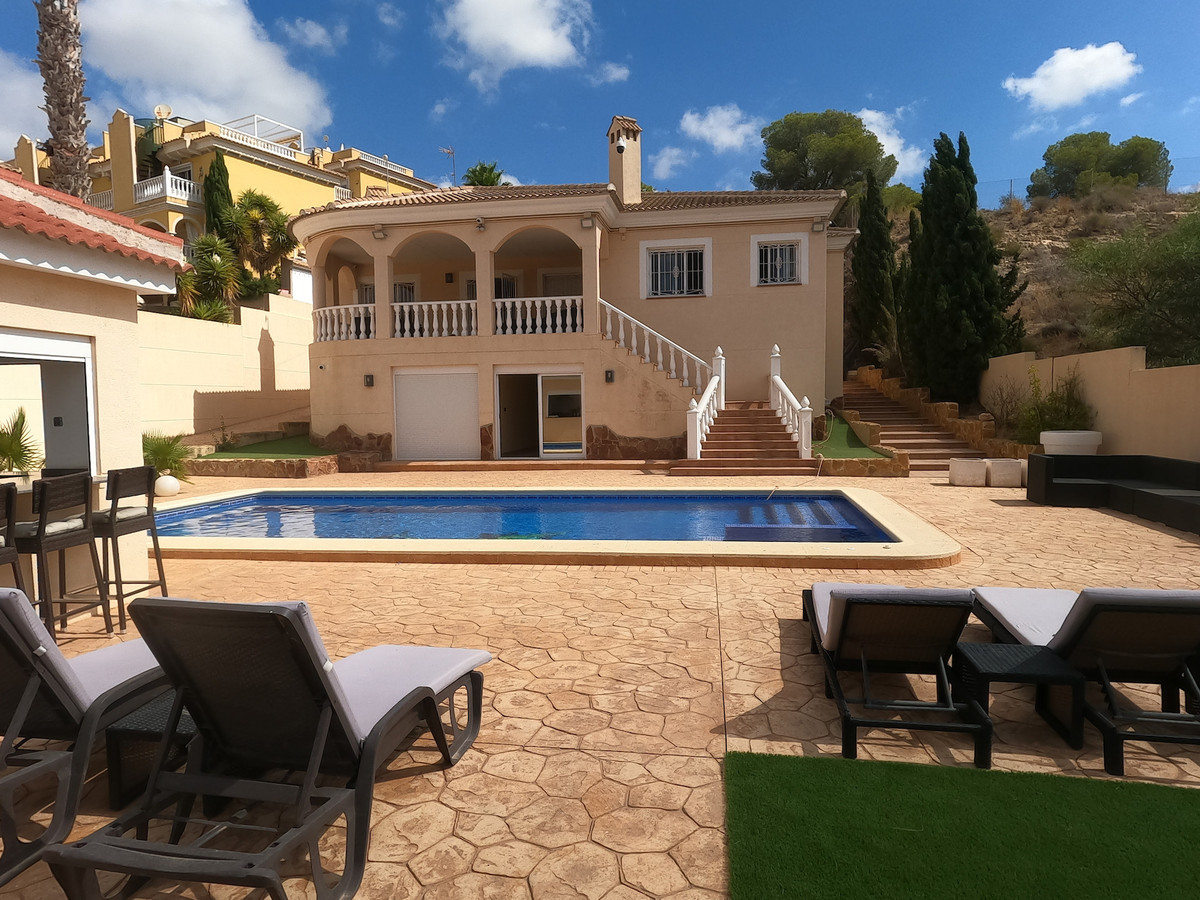 Huis te koop in Algorfa | 5 slaapkamers H5455699