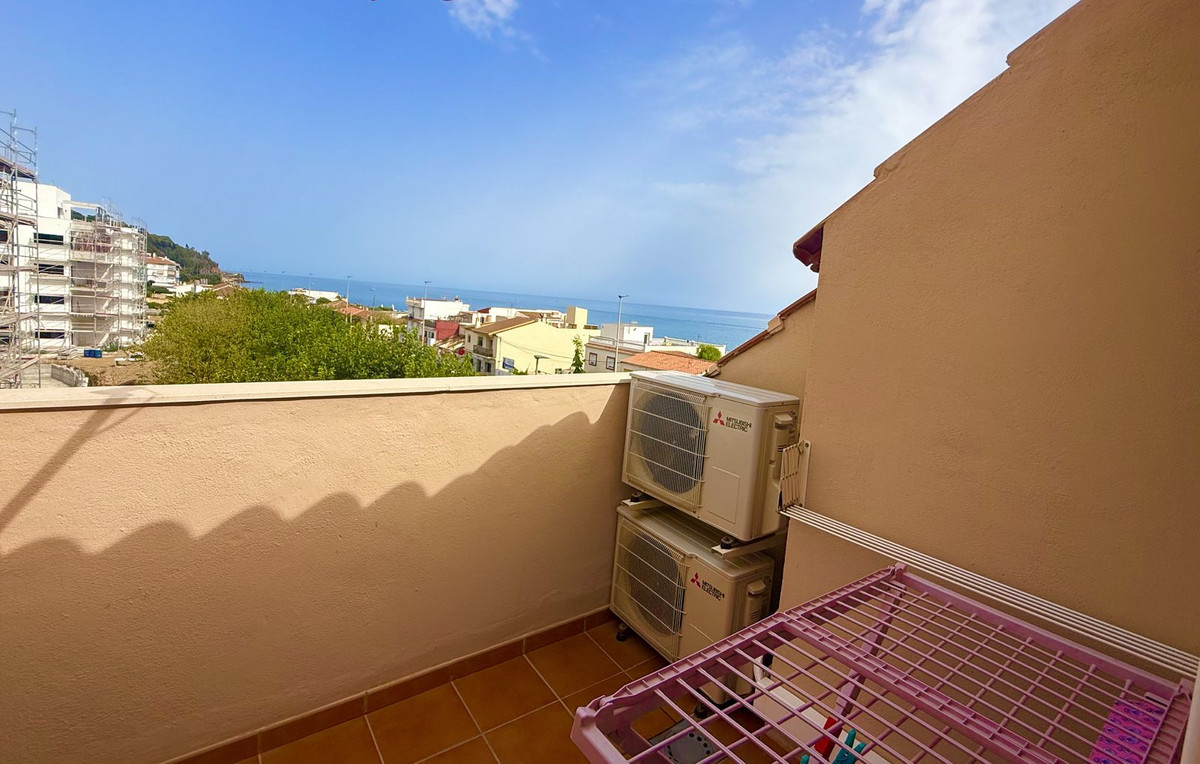 Duplex te koop in Algorrobo Costa | 2 slaapkamers H5137978