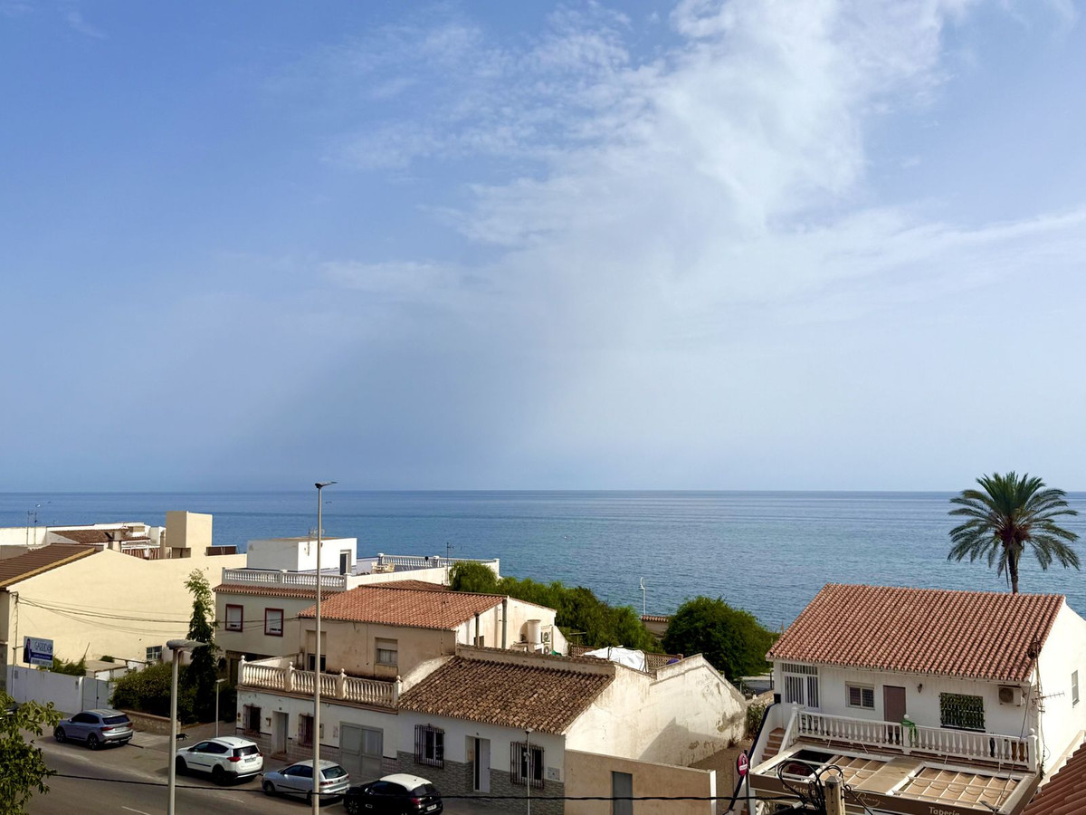 Duplex te koop in Algorrobo Costa | 2 slaapkamers H5137978