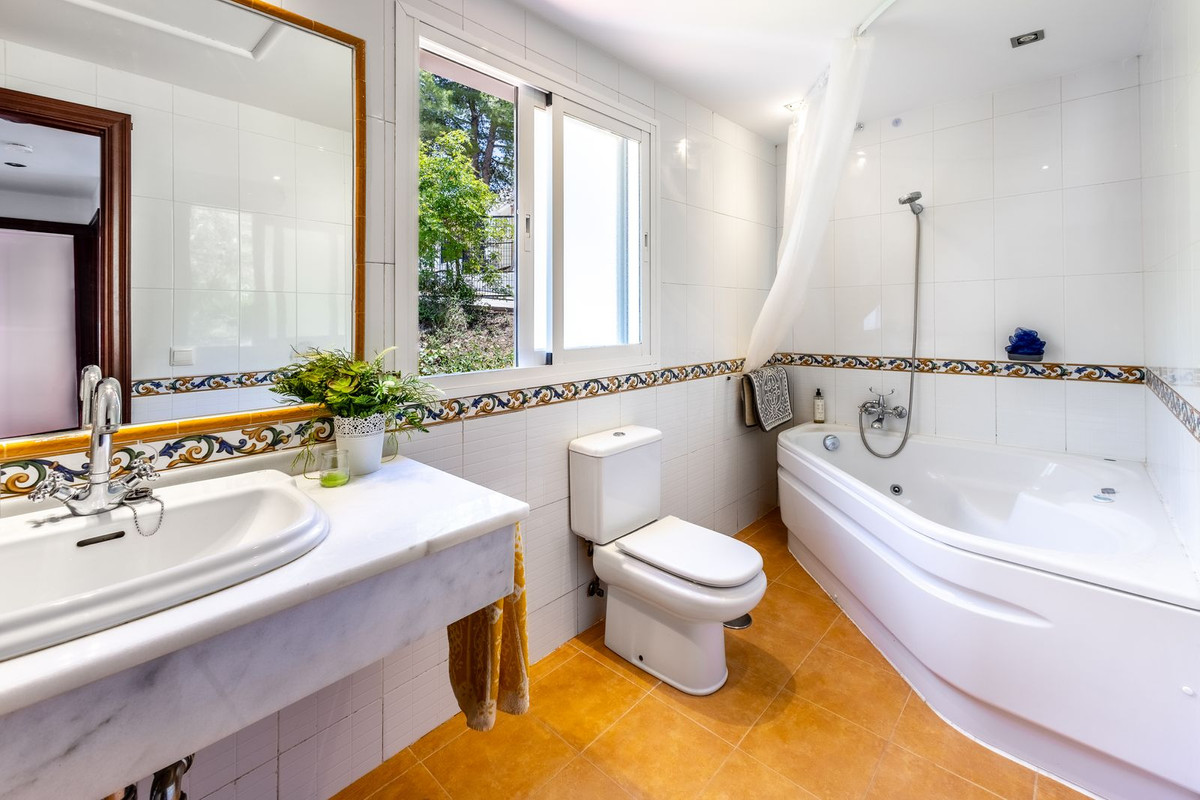 Huis te koop in Alhaurin Golf | 3 slaapkamers H5045755