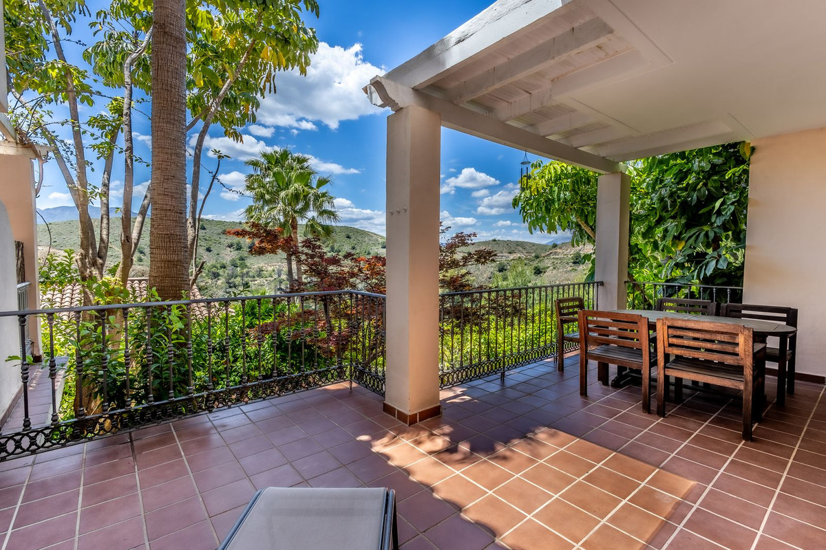 Huis te koop in Alhaurin Golf | 3 slaapkamers H5045755