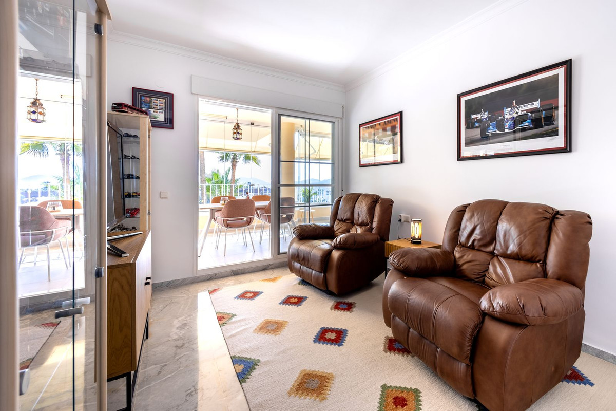 Appartement te koop in Alhaurin Golf | 3 slaapkamers H5300170