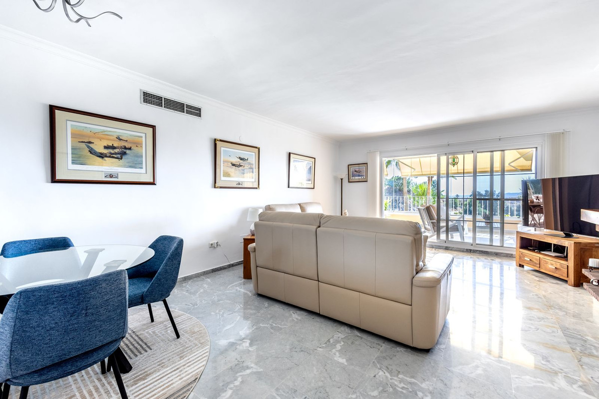 Appartement te koop in Alhaurin Golf | 3 slaapkamers H5300170