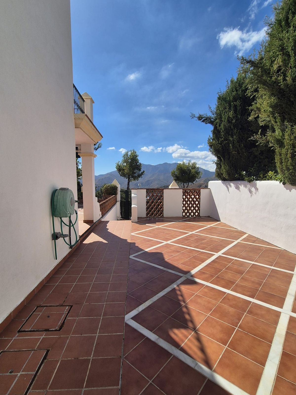 Huis te koop in Alhaurin Golf | 3 slaapkamers H5305081