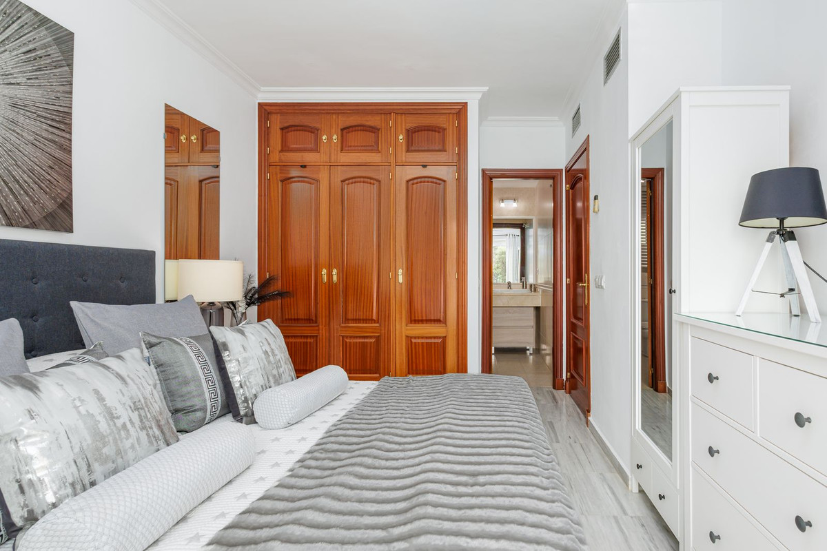 Property main view 32