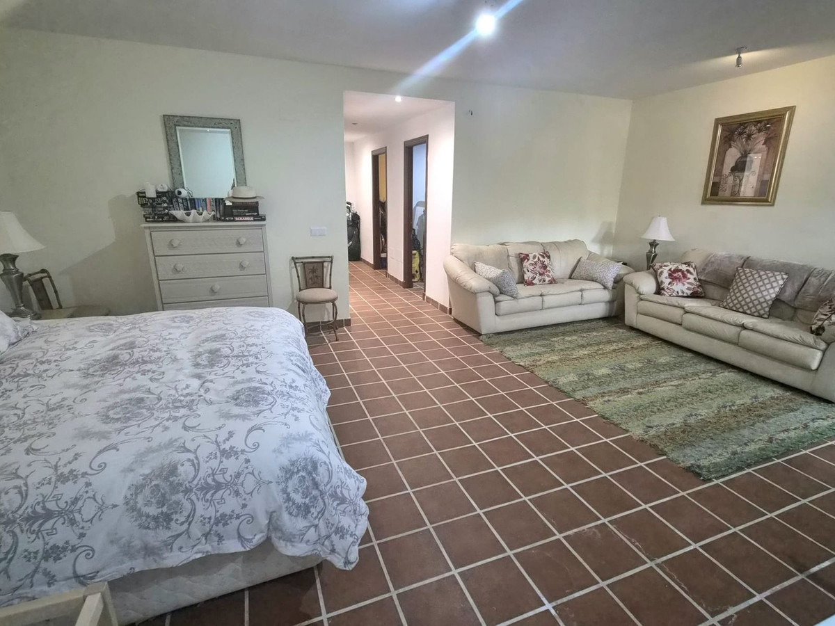 Property main view 51