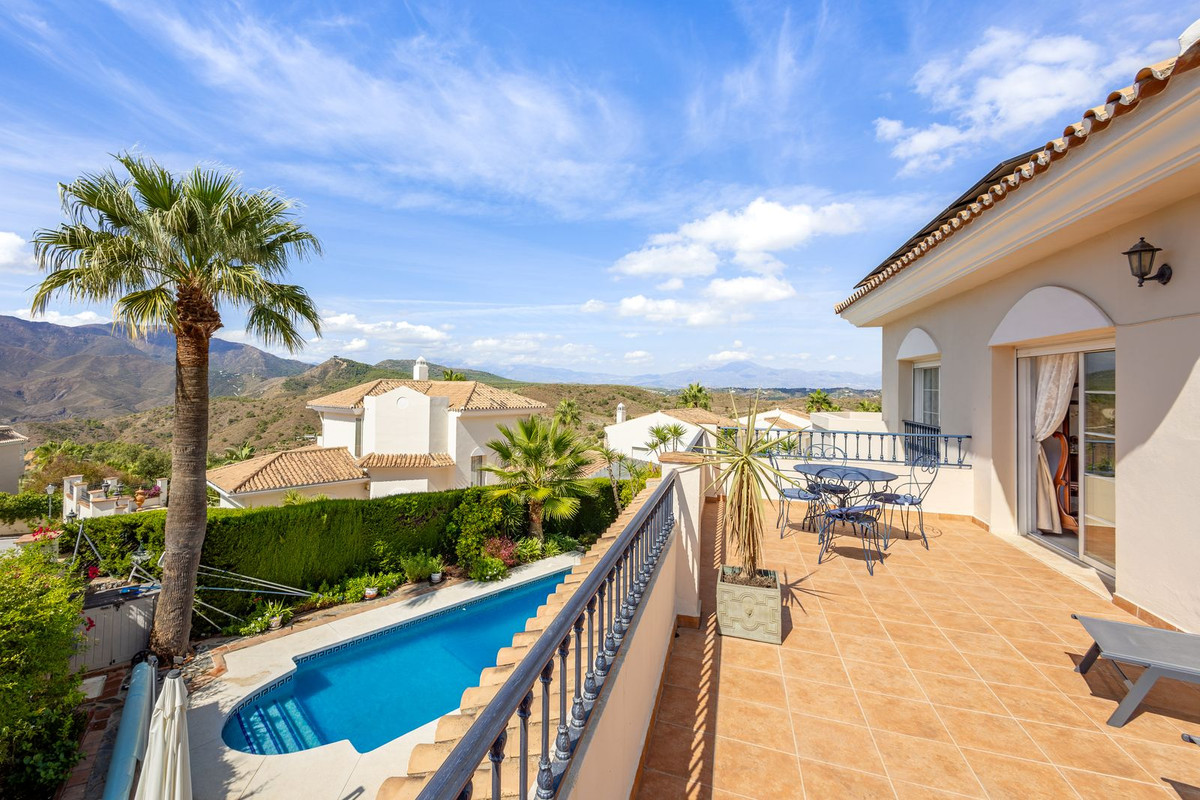 Huis te koop in Alhaurin Golf | 3 slaapkamers H5506369