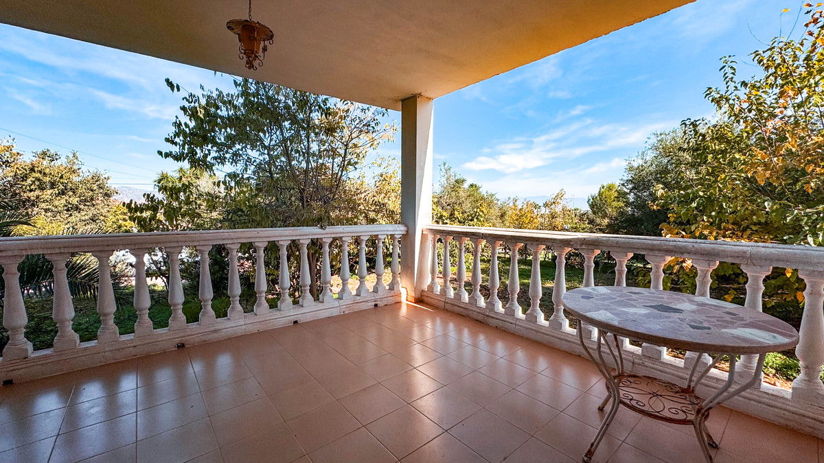 Vrijstaande Villa in Alhaurín de la Torre-10
