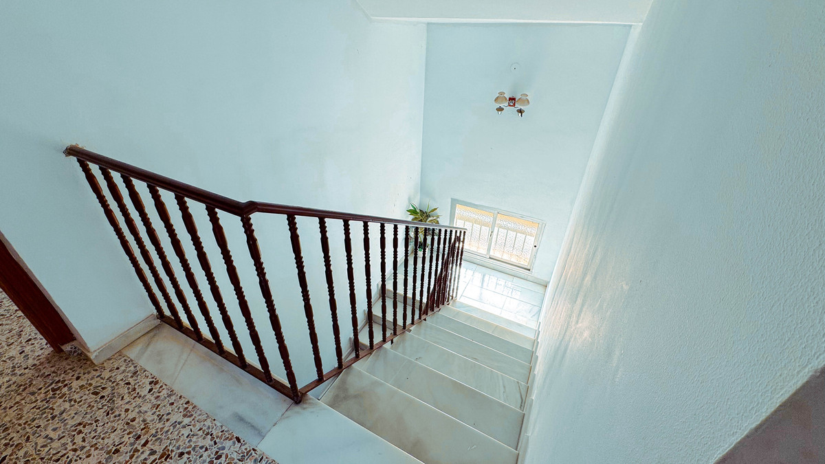 Vrijstaande Villa in Alhaurín de la Torre-12