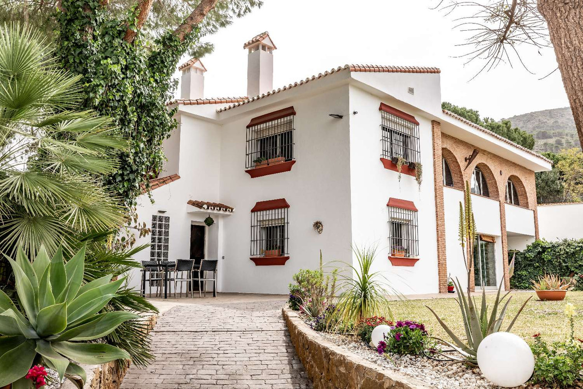 Vrijstaande Villa in Alhaurín de la Torre-46
