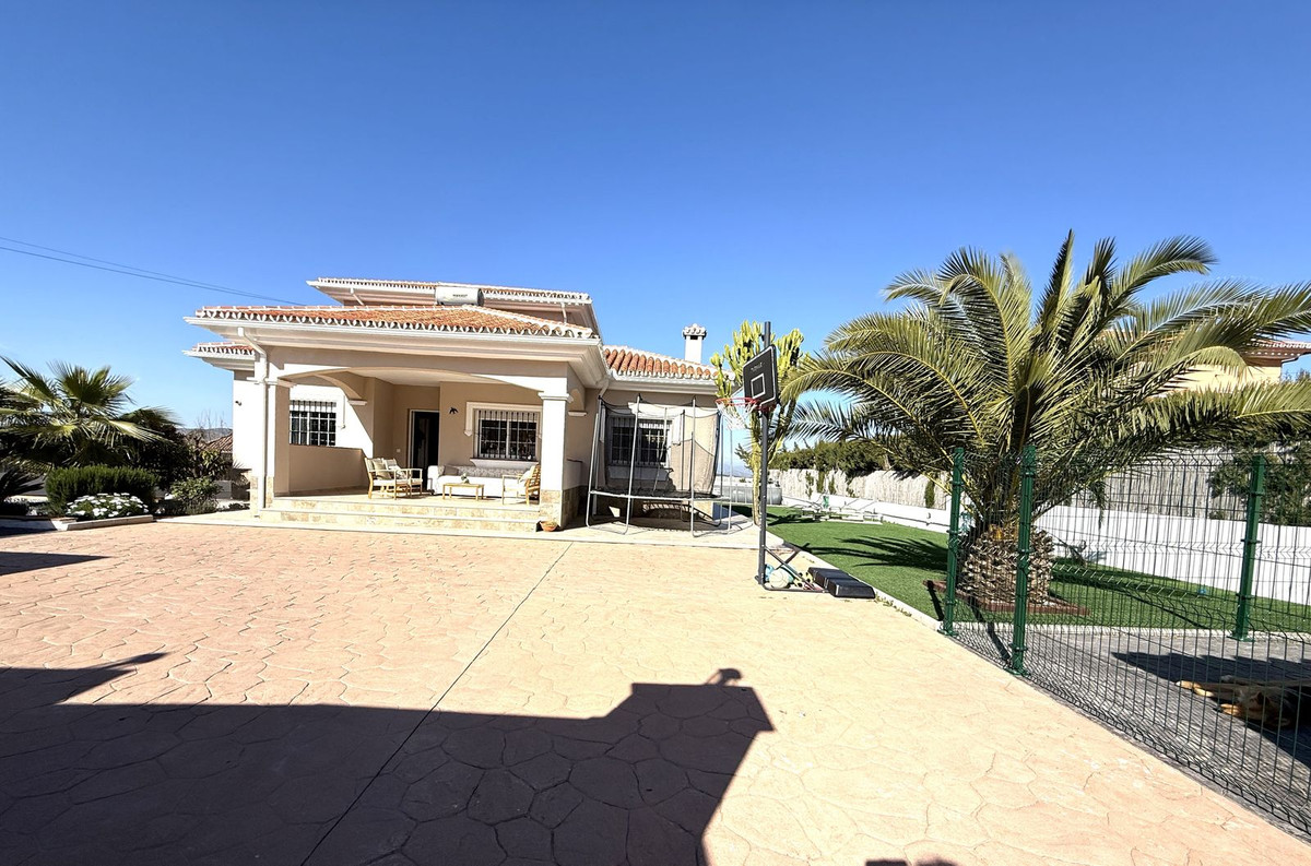 Vrijstaande Villa in Alhaurín de la Torre-18