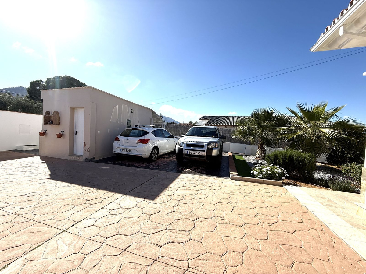 Vrijstaande Villa in Alhaurín de la Torre-4