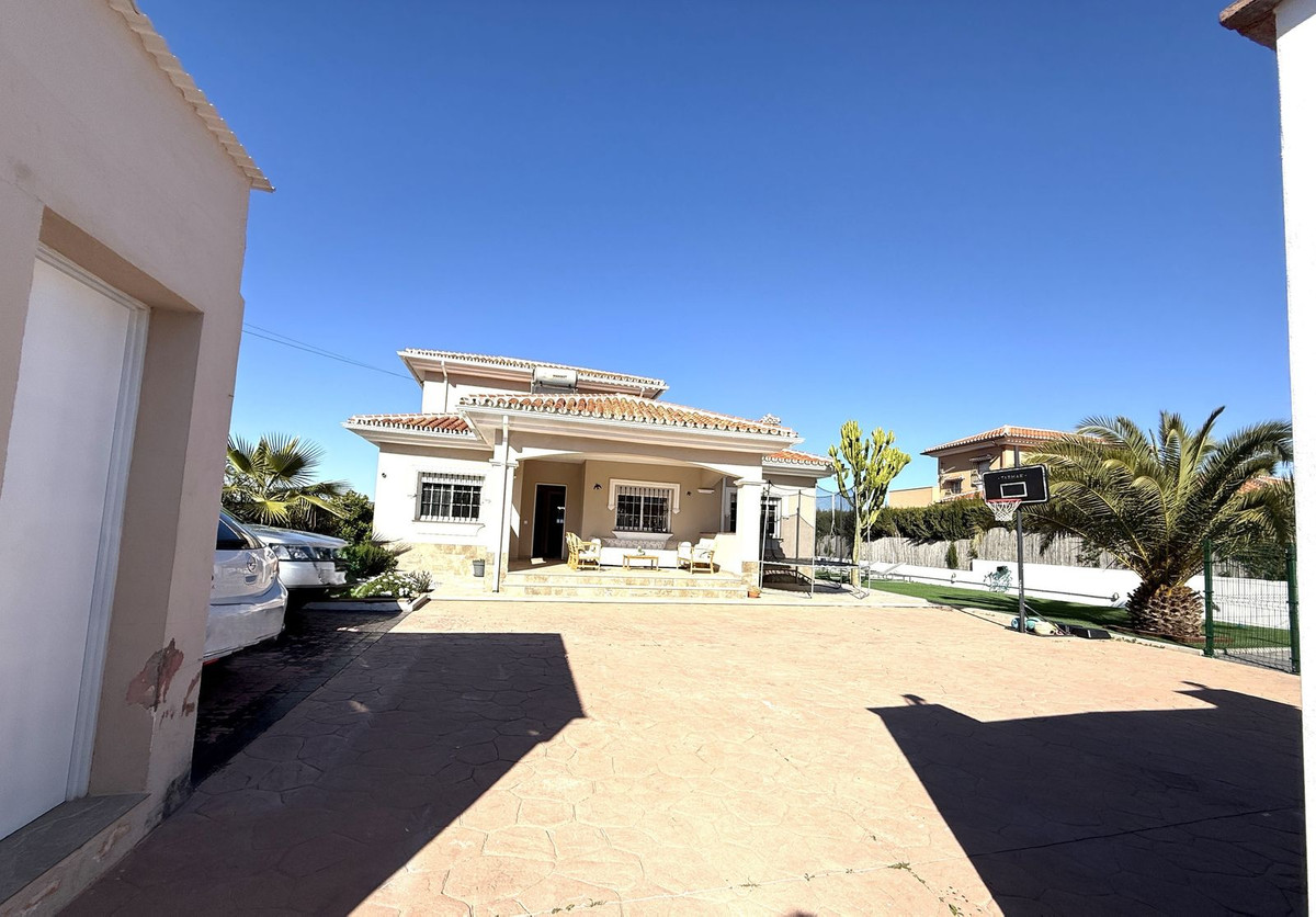 Vrijstaande Villa in Alhaurín de la Torre-5