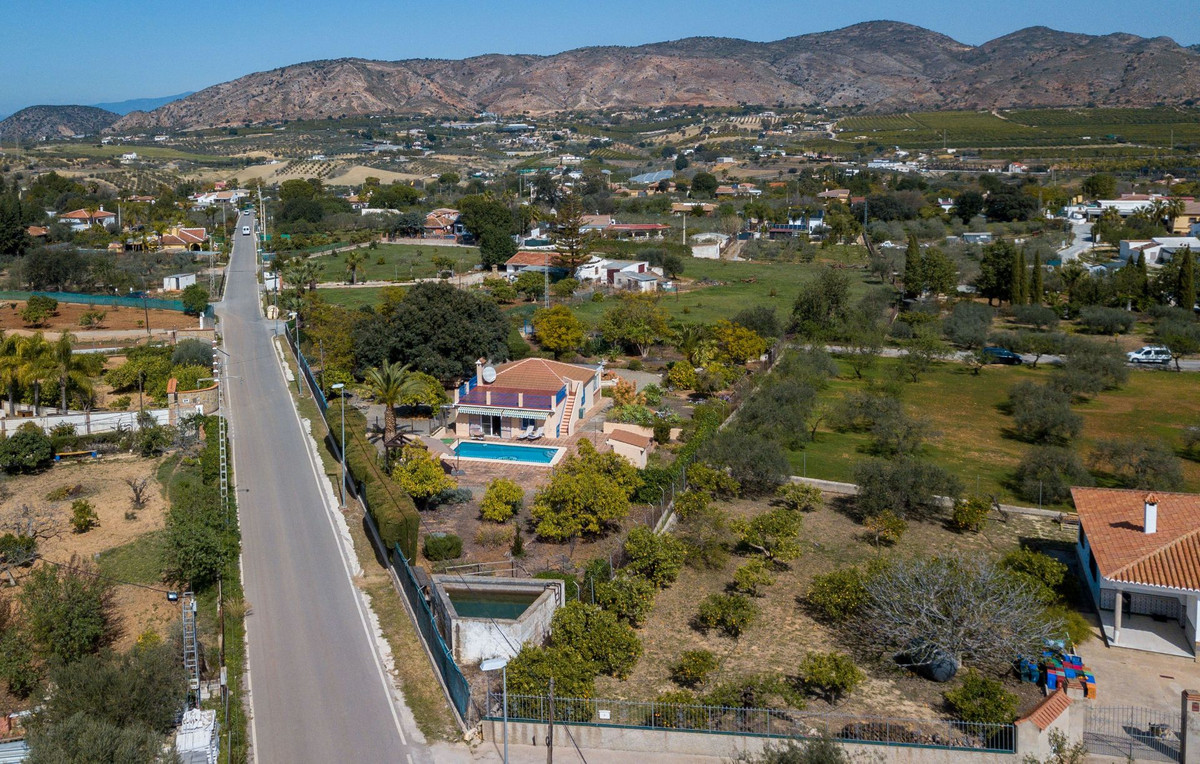 Vrijstaande Villa in Alhaurín de la Torre-40