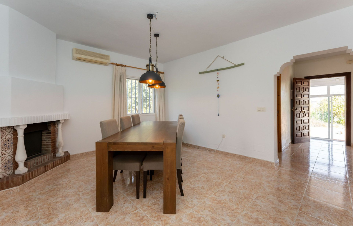 Vrijstaande Villa in Alhaurín de la Torre-8