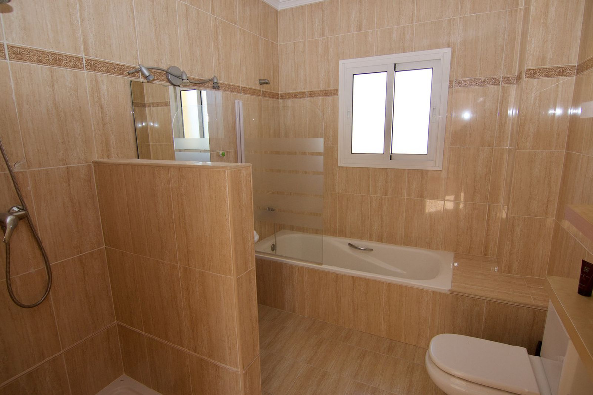 Vrijstaande Villa in Alhaurín de la Torre-21