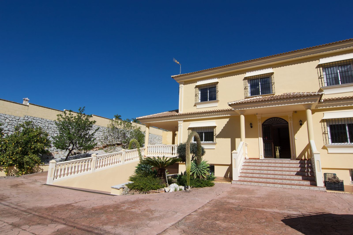 Vrijstaande Villa in Alhaurín de la Torre-3