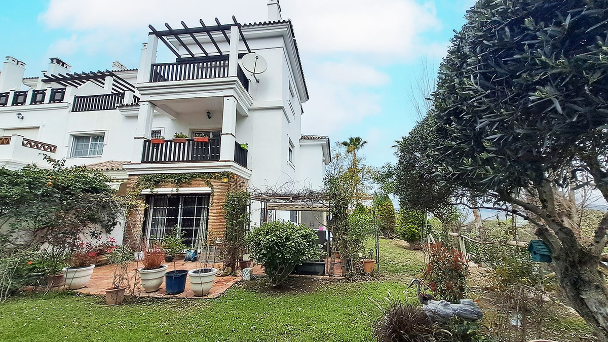 Semi-Vrijstaande Villa in Alhaurín de la Torre-1