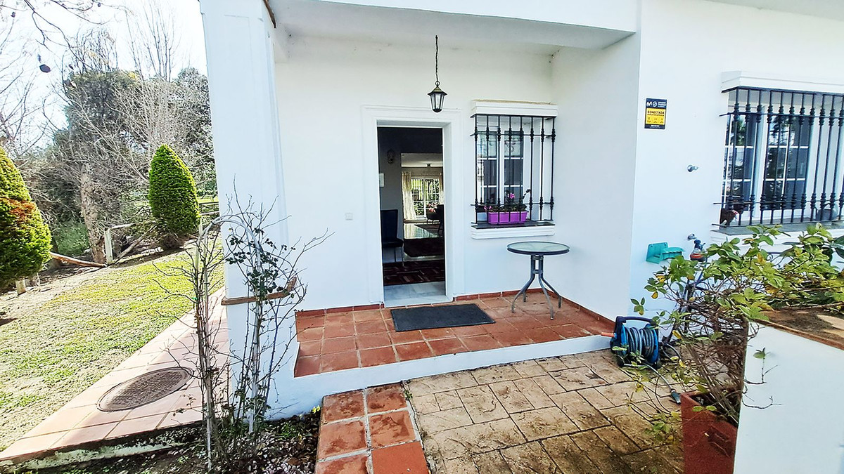 Semi-Vrijstaande Villa in Alhaurín de la Torre-2