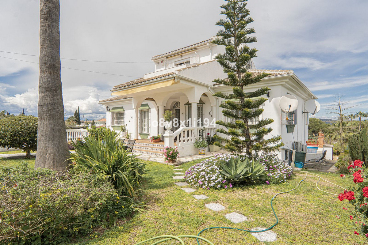 Vrijstaande Villa in Alhaurín de la Torre-3