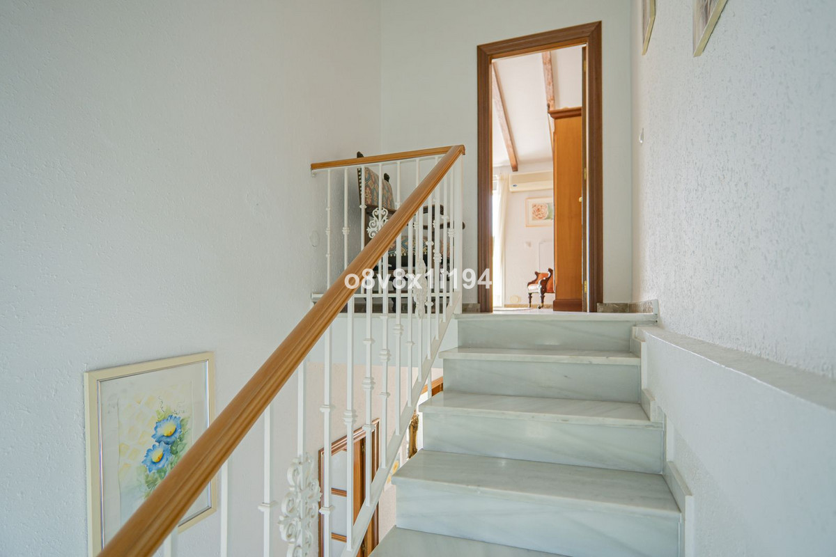 Vrijstaande Villa in Alhaurín de la Torre-30