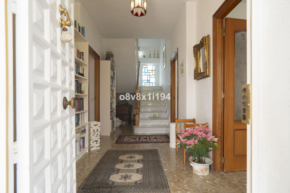 Vrijstaande Villa in Alhaurín de la Torre-8