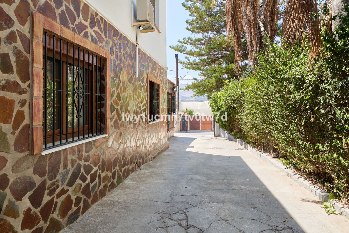Vrijstaande Villa in Alhaurín de la Torre-31