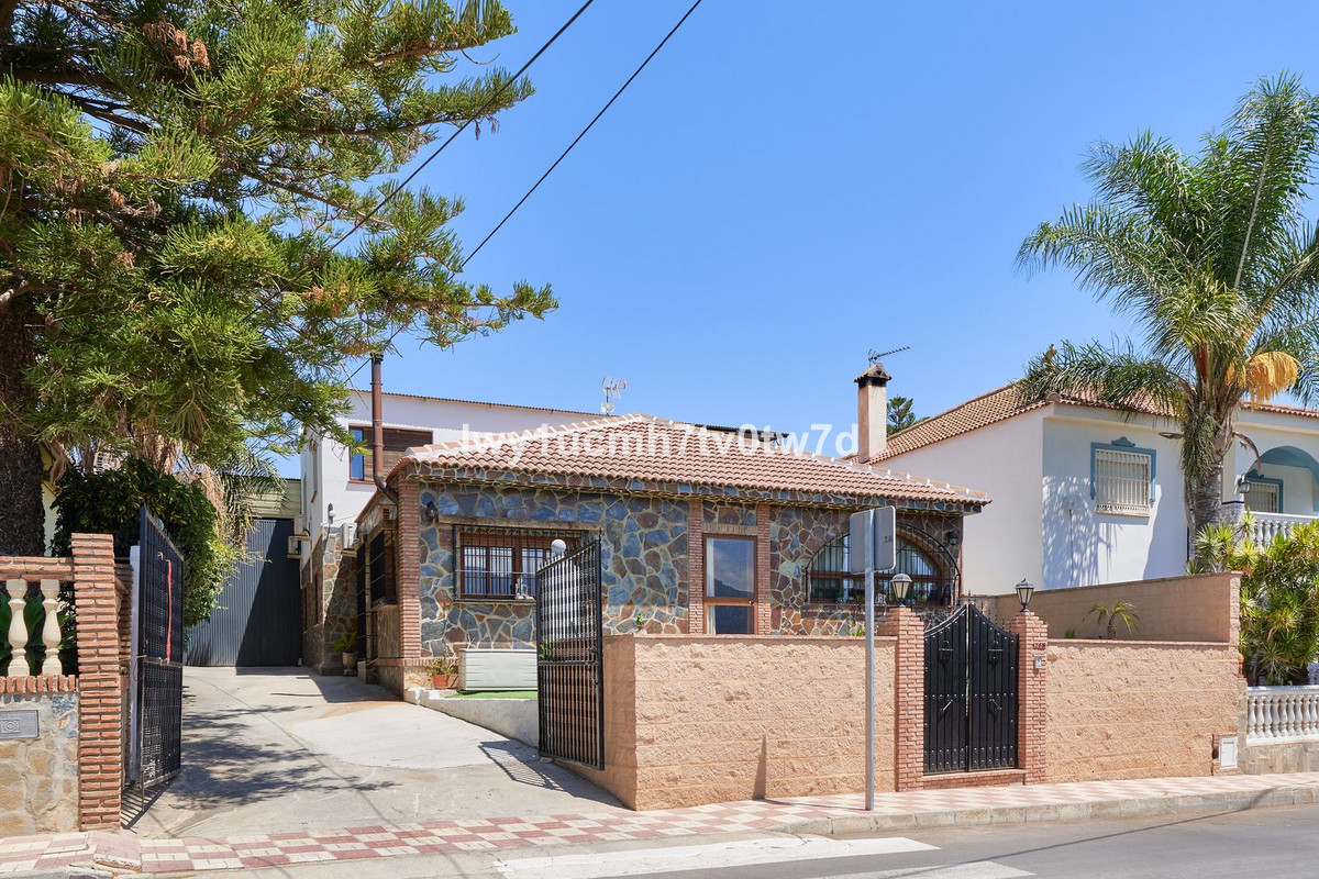 Vrijstaande Villa in Alhaurín de la Torre-4