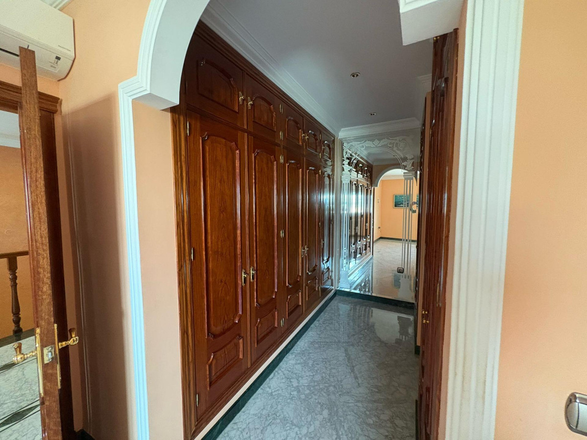Vrijstaande Villa in Alhaurín de la Torre-17