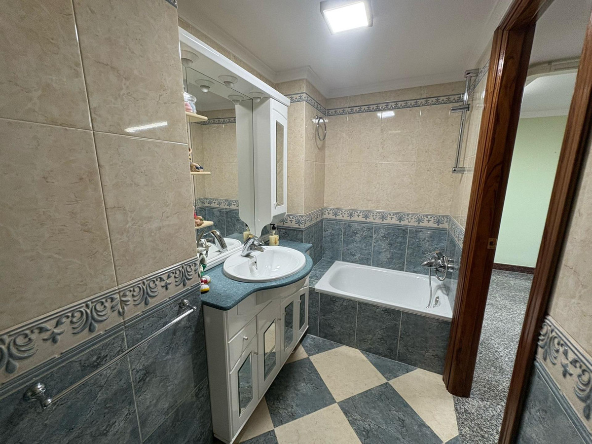 Vrijstaande Villa in Alhaurín de la Torre-21