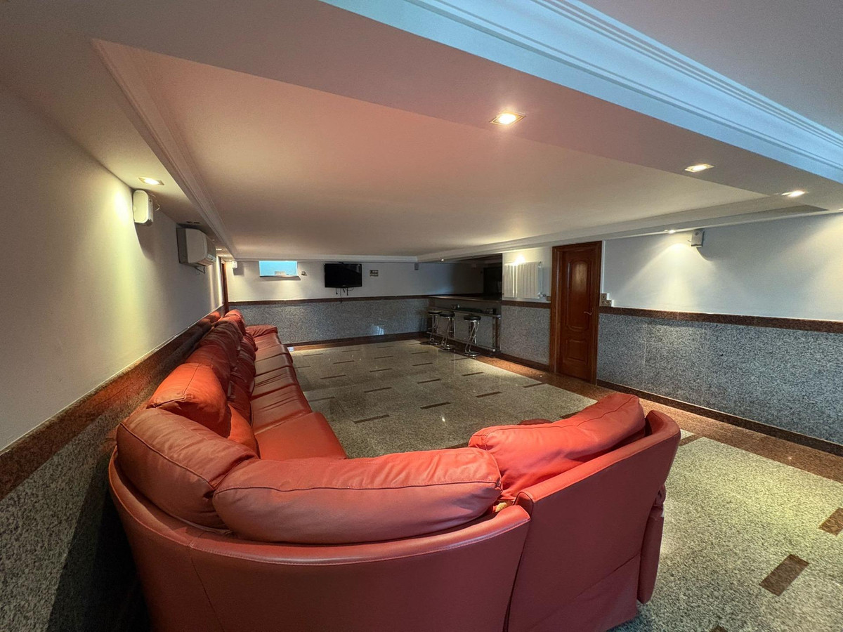 Vrijstaande Villa in Alhaurín de la Torre-27